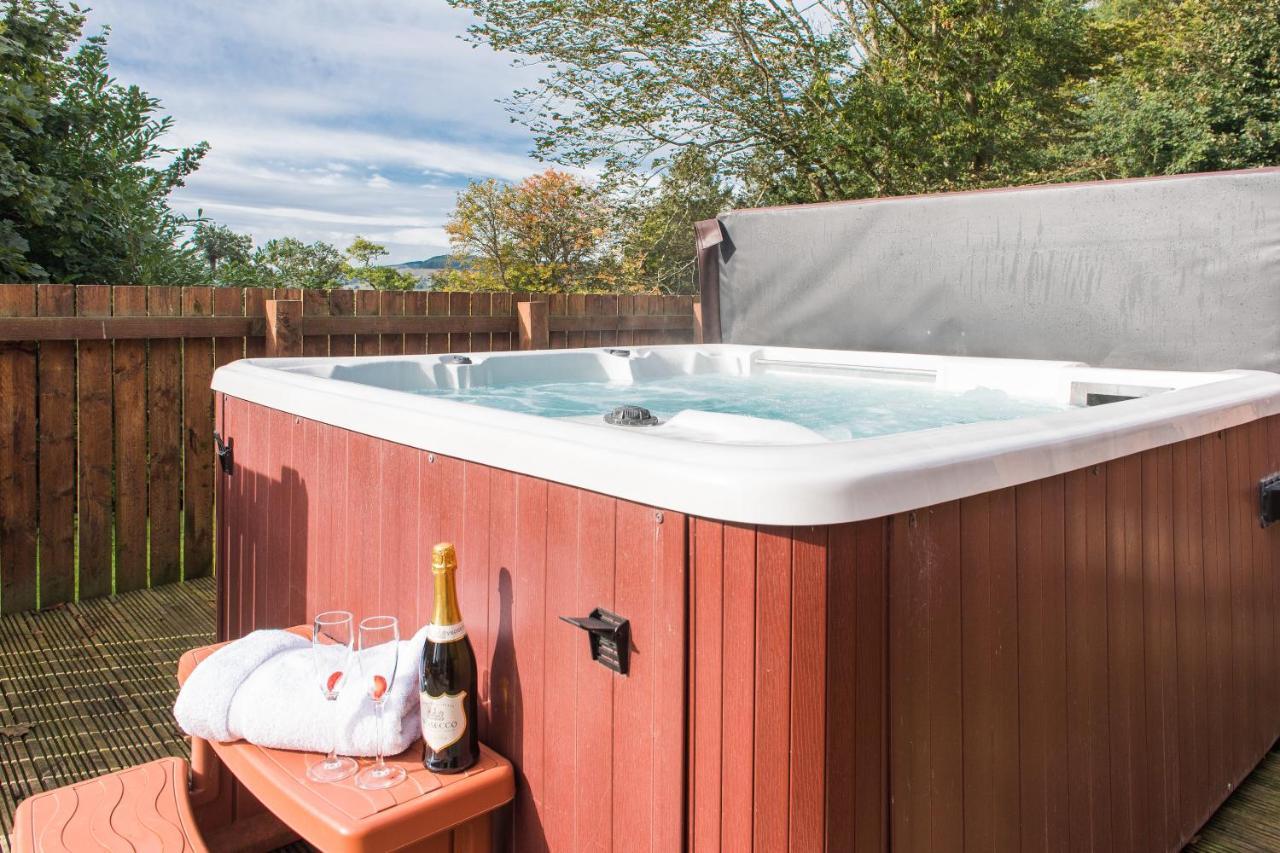 The Granary With Hot Tub Villa Forgandenny Exteriör bild